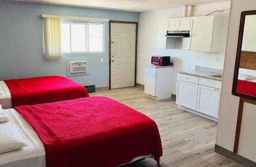 Boscobel Hotel | SANDS MOTEL