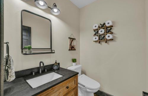 Orderville House | Sandstone Pointe, Elegance Among the Cliffs