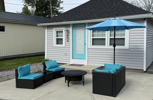 Russells Point Cottage | Sandy Bottom Cottage