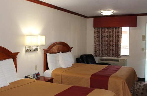 Sanger Hotel | Sanger Inn, Sanger TX