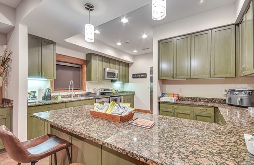 Easley Cottage | Scenic Getaway w/Fire Pit & Grill in Columbia!