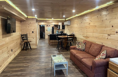 Harrisville Condo | Scenic views with 100 feet of private lake frontage