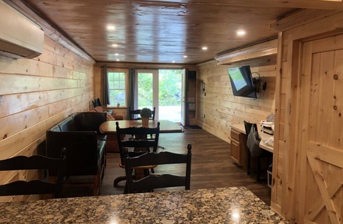 Harrisville Condo | Scenic views with 100 feet of private lake frontage