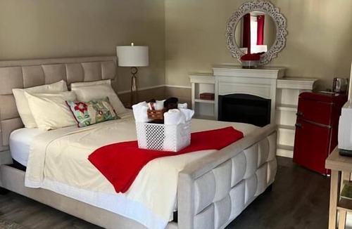Intervale Hotel | Scenic Vista Inn