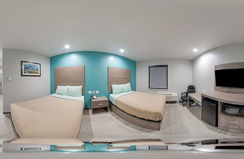 Fort Worth Hotel | Scottish Inns Campus