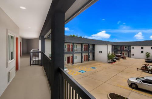 Forest Hill Hotel | Scottish Inns- Forest Hill