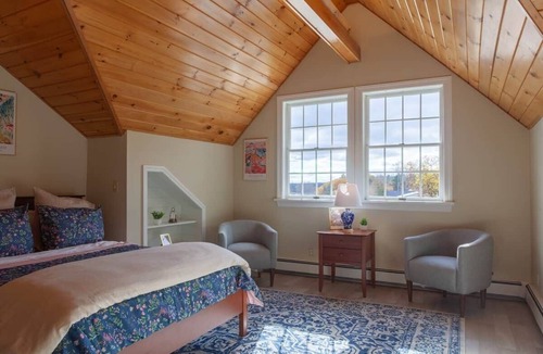 Newcastle Bed & Breakfast | Sea Breeze Suite