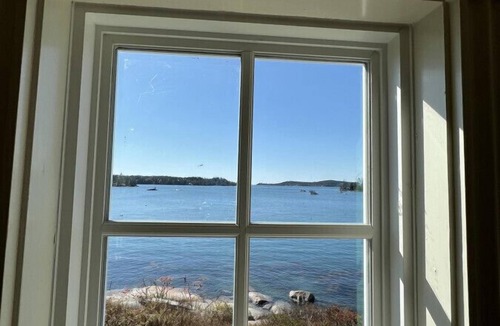 Vinalhaven House | Sea Spray Cottage on Old Harbor