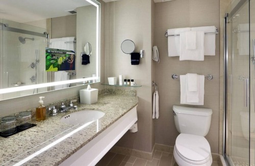 Seaport District Hotel | Seaport Boston | King Suite | Landmark Hotel, Near Prime Attractions