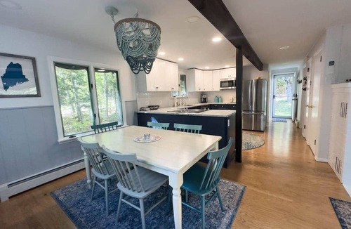 Sebago House | Sebago Lake Escape - sandy beach/swim/ski/hike