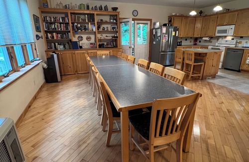 Sebago House | Sebago Lake Sleeps 15 Private Waterfront/Dock Family-Friendly 6BD/3.5BA