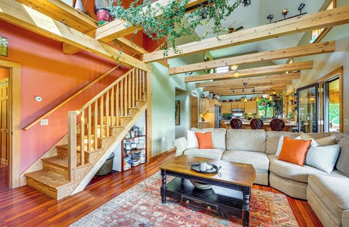 Stannard Cabin | Secluded 2-Cabin Property in Greensboro w/Views