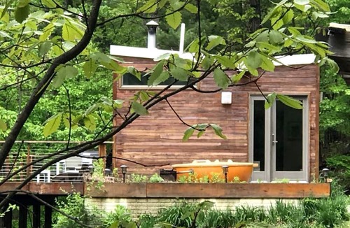 Mathias Cabin | Secluded Cabin Rental with Wood-Fired Dutchtub near Lost River, West Virginia