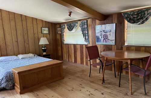 Northern House | Secluded, Peaceful Mountaintop -- All Yours