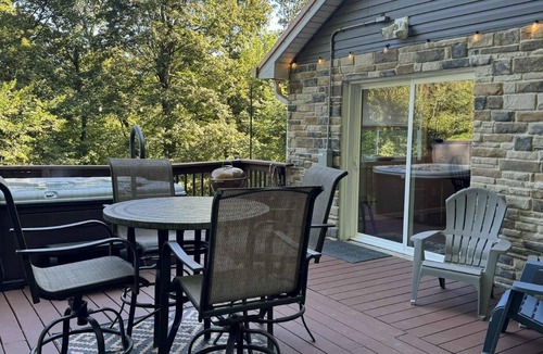 Carrollton House | Secluded, pet friendly, fishing, hot tub, Wi-Fi!