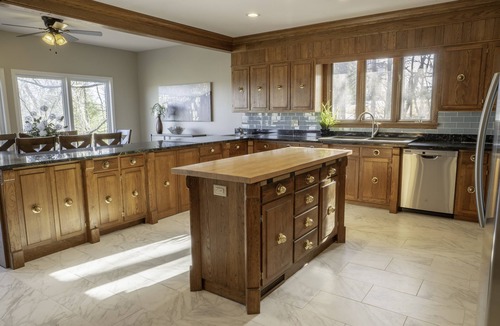 Summerlee House | Secluded, spacious 7 bedroom luxury home w/hot tub & 50 mile views into the NRG