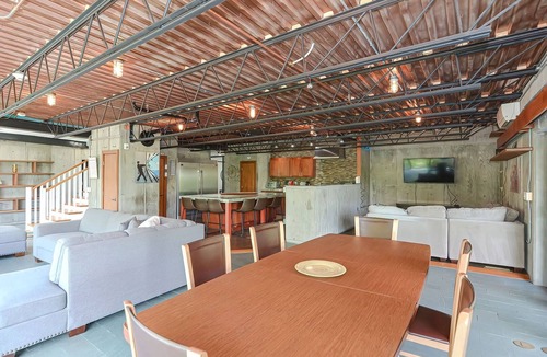 Manchester-by-the-Sea Villa | Secluded 20 acre 10BR ultra contemporary retreat
