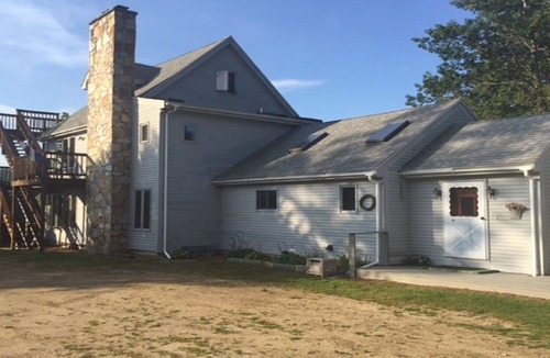 Rindge House | Secluded Vacation Home with direct lake frontage on Contoocook Lake in NH