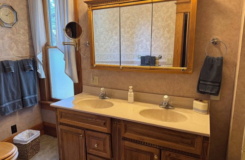 Mitchell County House | Serene 2-bedroom house with bunkroom in charming Cawker City, Fully furnished.