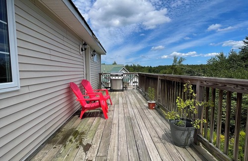 Roxbury House | Serene 2-bedroom house in charming Roxbury perfect for relaxing stays and skiing