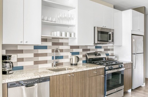 East Cambridge Apartment | Serene East Cambridge 2BR w/Gym & W/D, near Lechmere T, by Blueground
