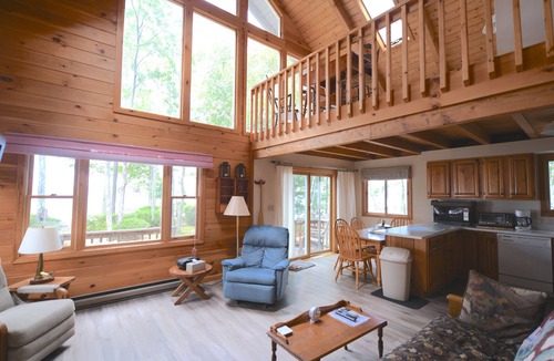 Standish House | Serene Frye Island cottage with spectacular mountain and sunset views!