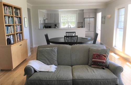 Danbury House | Serene hilltop retreat on 12 acres, minutes from Ragged Mountain Resort