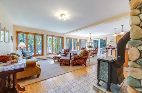 Steuben House | Serene Steuben Home w/Scenic Ocean Views!