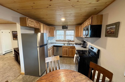 Cordova Apartment | Serenity Adventures - Harborview Lookout Loft