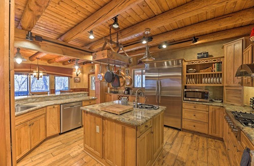 Lewisburg Cabin | 'Serenity on the River' Luxe Lewisburg Cabin!
