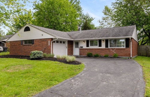 Reynoldsburg House | SFH | Garage | Fenced Yard | Quiet Neighborhood