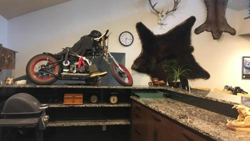 Juneau Apartment | Shangri-La - Near Mendenhall Glacier and Auke Bay -DISCOUNTS ON TOURS!