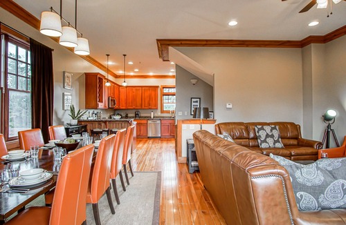 Edray House | Shays Landing #6: 4 Bedrooms, 4.5 Bath: Pvt Hot Tub, Slope Side