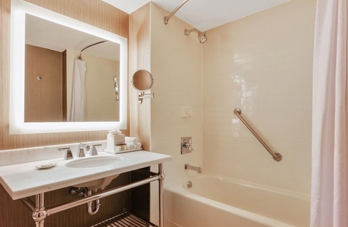 Tarrytown Hotel | Sheraton Tarrytown Hotel