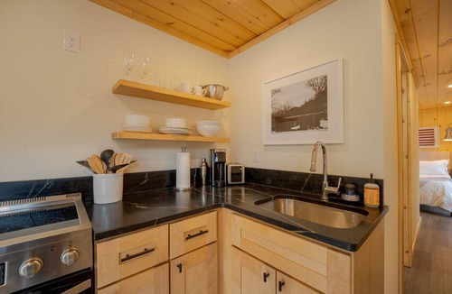 Hurricane Apartment | Shipping Container at Double Nickel Farm