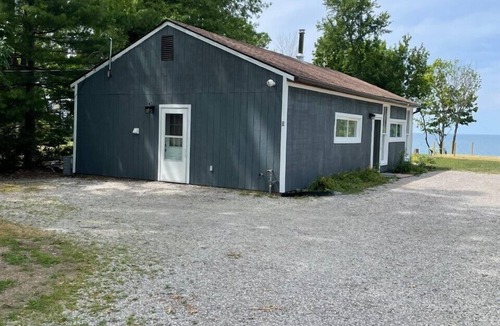 Ashtabula Cottage | Shore Cliff Cottage
