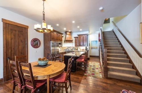 Park City Condo | Short walk to Frostwood Gondola. Hot tub access!!! - JL1107