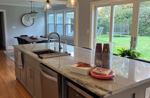 Miller Southside House | Short walk to Lane Stadium, VT, and downtown Blacksburg!