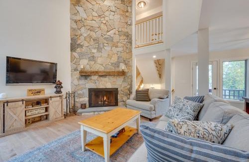 East Burke House | Ski-in Condo w/Hot Tub on Burke Mtn Slopes!