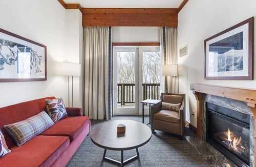 Stowe Area Apartment | Ski in/out! Large Studio in Lodge at Spruce Peak