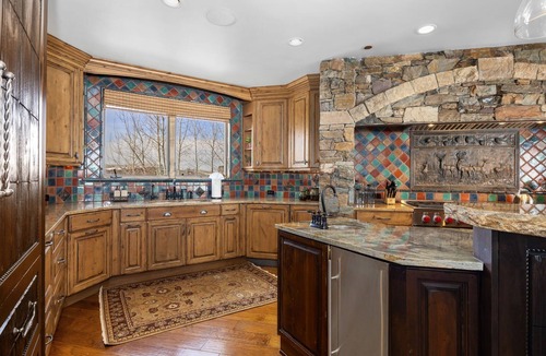 Empire Pass House | Ski-in/Ski-out Luxe Chalet– Hot Tub, Theater Room!