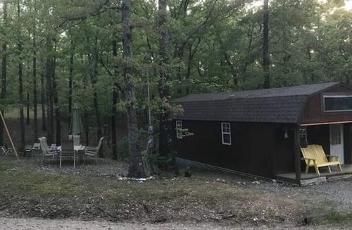 Mount Ida House | Sleep 7 at Fox Den Cabin, Near Lake Ouachita