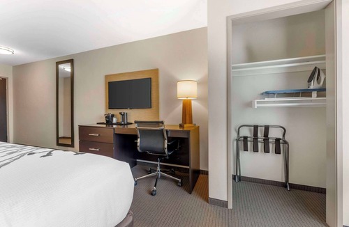 Cumberland Hotel | Sleep Inn & Suites Cumberland - LaVale