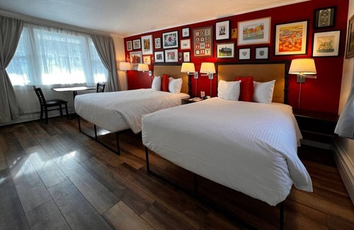 Woodstock Bed & Breakfast | Sleep Woodstock - 2 Double Beds - Dog Friendly