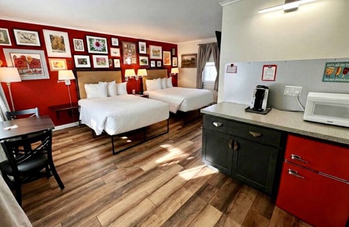 Woodstock Bed & Breakfast | Sleep Woodstock - 2 Double Beds - Dog Friendly