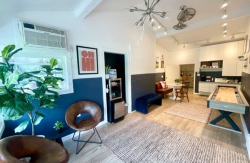 Woodstock Bed & Breakfast | Sleep Woodstock - 2 Double Beds - Dog Friendly