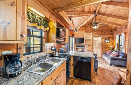 Berkeley Springs House | Sleepy Creek - hot tub, pets, grill, fire pit, wifi, screen porch, creekside