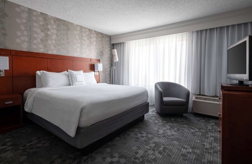 Camarillo Hotel | Sonesta Select Camarillo
