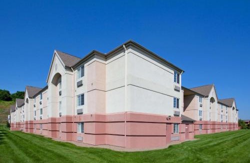 South Hills Hotel | Sonesta Simply Suites Pittsburgh Airport