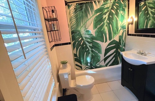 Forest Grove House | Sophisticated 3 BR Home in the Heart of Worcester : Urban Oasis w/Hot Tub